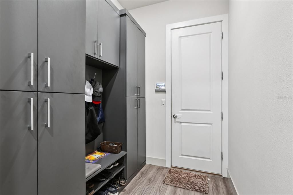 На продажу: $1,199,000 (6 спален, 4 ванн, 4854 Квадратных фут)