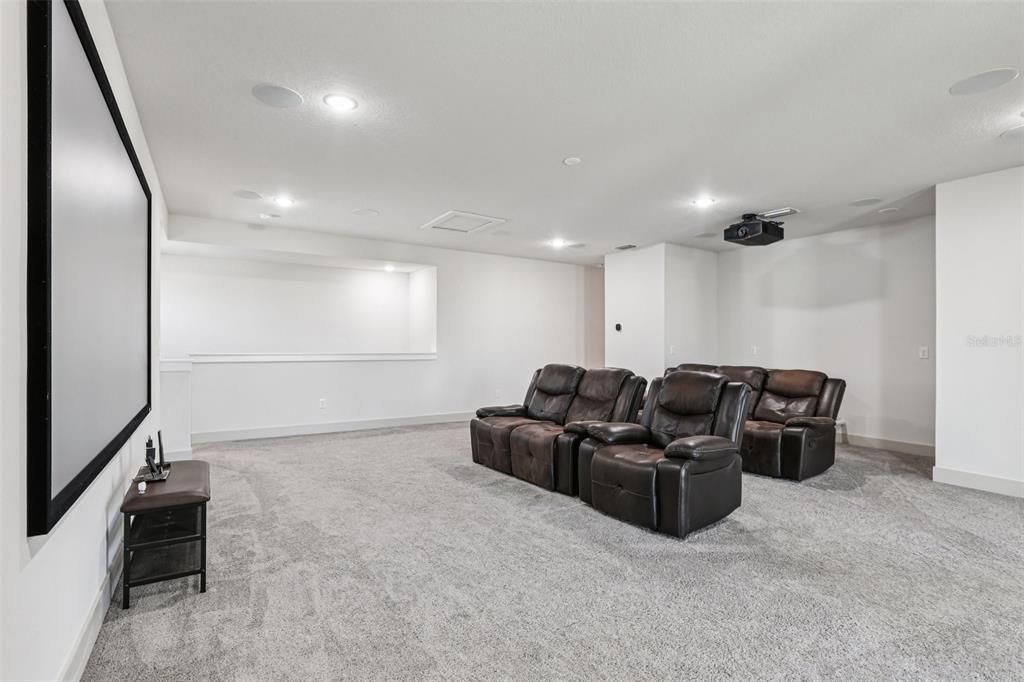 На продажу: $1,199,000 (6 спален, 4 ванн, 4854 Квадратных фут)