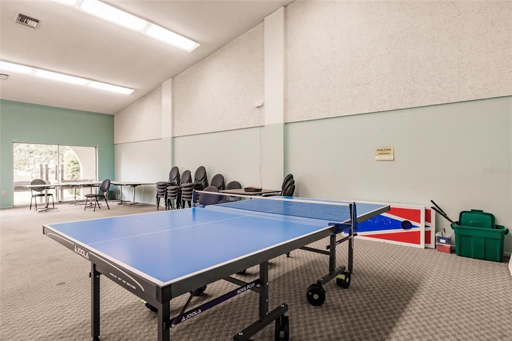 На продажу: $167,500 (2 спален, 1 ванн, 857 Квадратных фут)