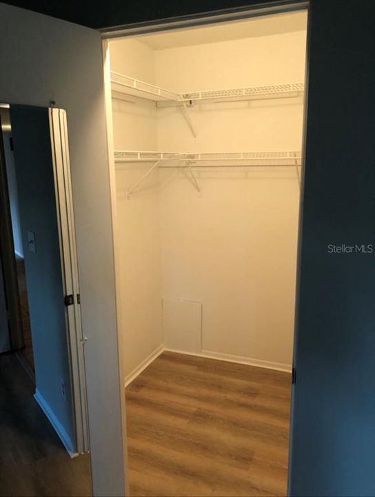 На продажу: $167,500 (2 спален, 1 ванн, 857 Квадратных фут)