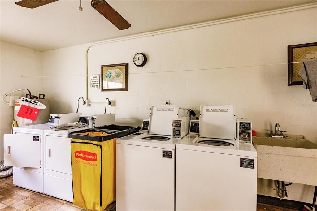 На продажу: $167,500 (2 спален, 1 ванн, 857 Квадратных фут)