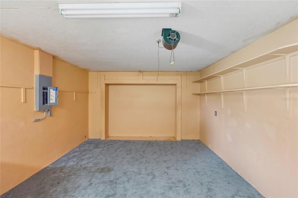 待售: $237,500 (2 贝兹, 2 浴室, 1064 平方英尺)