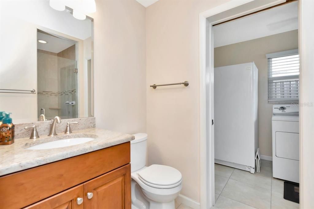 En Venta: $1,299,000 (4 camas, 3 baños, 2935 Pies cuadrados)