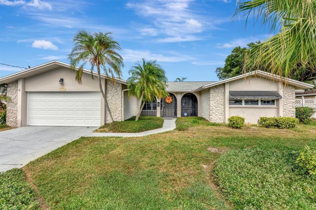 En Venta: $1,299,000 (4 camas, 3 baños, 2935 Pies cuadrados)