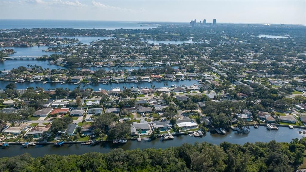 En Venta: $1,299,000 (4 camas, 3 baños, 2935 Pies cuadrados)