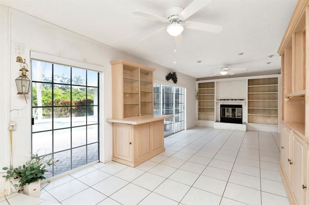 En Venta: $1,299,000 (4 camas, 3 baños, 2935 Pies cuadrados)