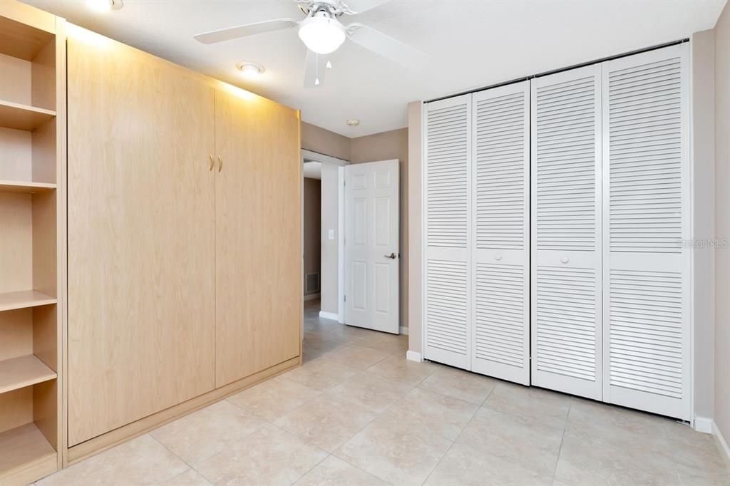 En Venta: $1,299,000 (4 camas, 3 baños, 2935 Pies cuadrados)