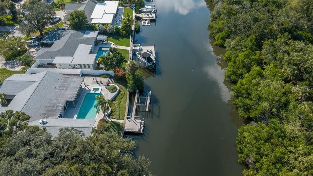 En Venta: $1,299,000 (4 camas, 3 baños, 2935 Pies cuadrados)