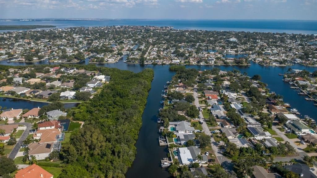 En Venta: $1,299,000 (4 camas, 3 baños, 2935 Pies cuadrados)