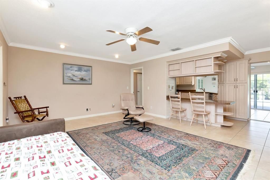 En Venta: $1,299,000 (4 camas, 3 baños, 2935 Pies cuadrados)