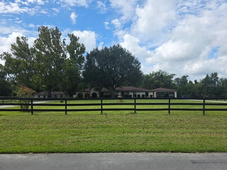 For Sale: $995,000 (4 beds, 2 baths, 4783 Square Feet)