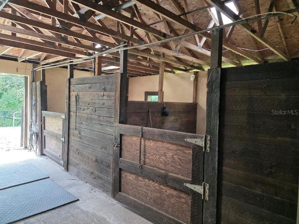 For Sale: $995,000 (4 beds, 2 baths, 4783 Square Feet)