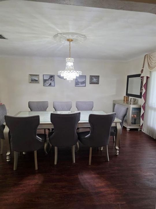 For Sale: $995,000 (4 beds, 2 baths, 4783 Square Feet)