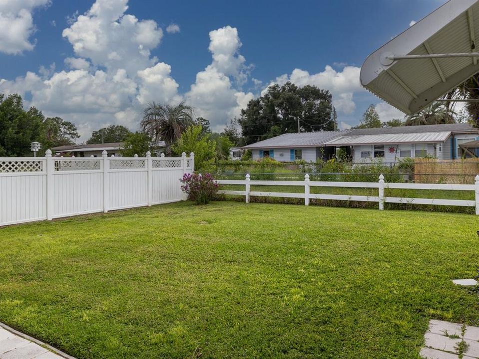 待售: $199,900 (3 贝兹, 2 浴室, 1800 平方英尺)