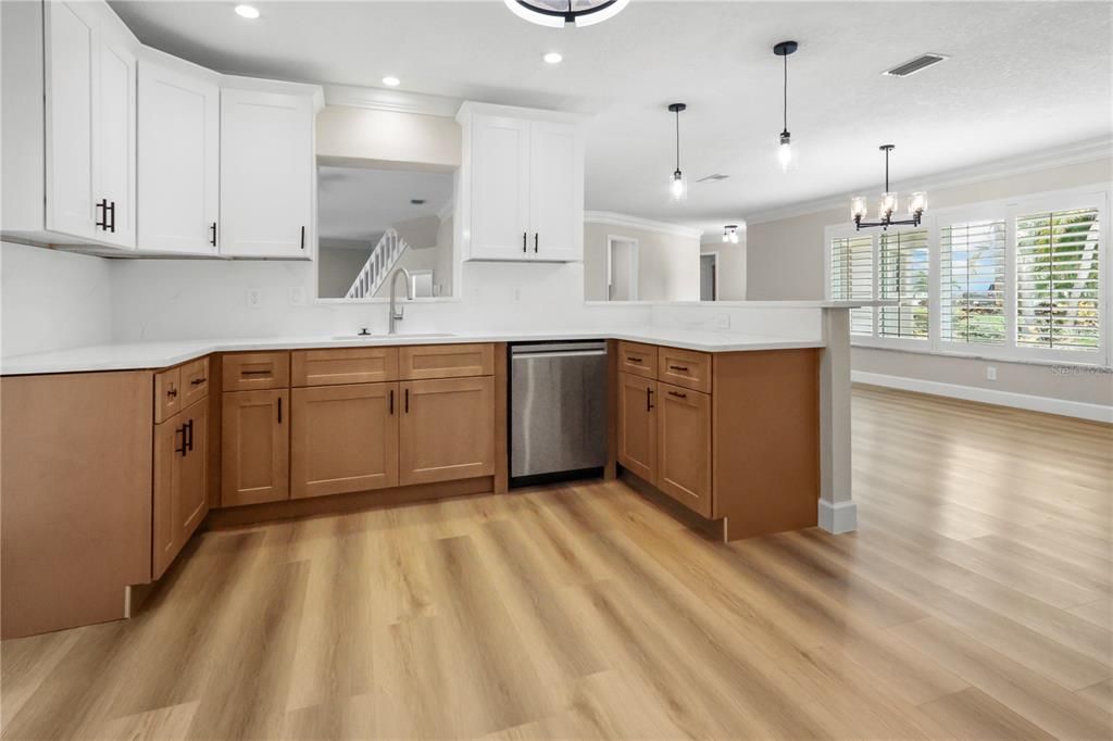 На продажу: $1,249,000 (3 спален, 4 ванн, 2442 Квадратных фут)