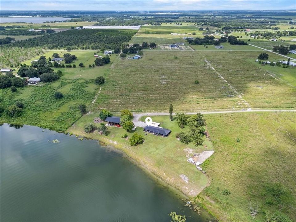 En Venta: $734,999 (4 camas, 3 baños, 2380 Pies cuadrados)