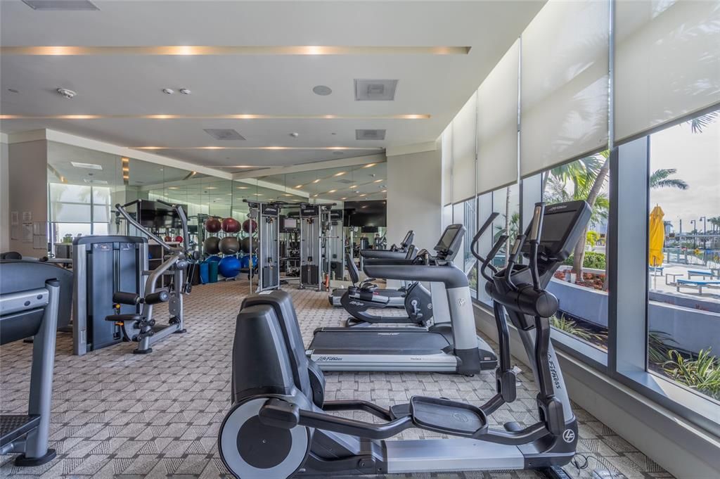 For Rent: $12,000 (2 beds, 2 baths, 1665 Square Feet)