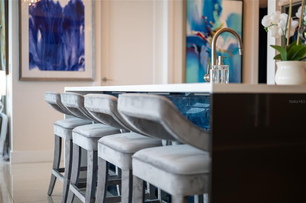 For Rent: $12,000 (2 beds, 2 baths, 1665 Square Feet)