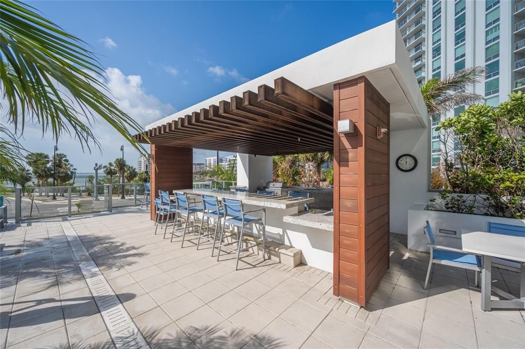 For Rent: $12,000 (2 beds, 2 baths, 1665 Square Feet)