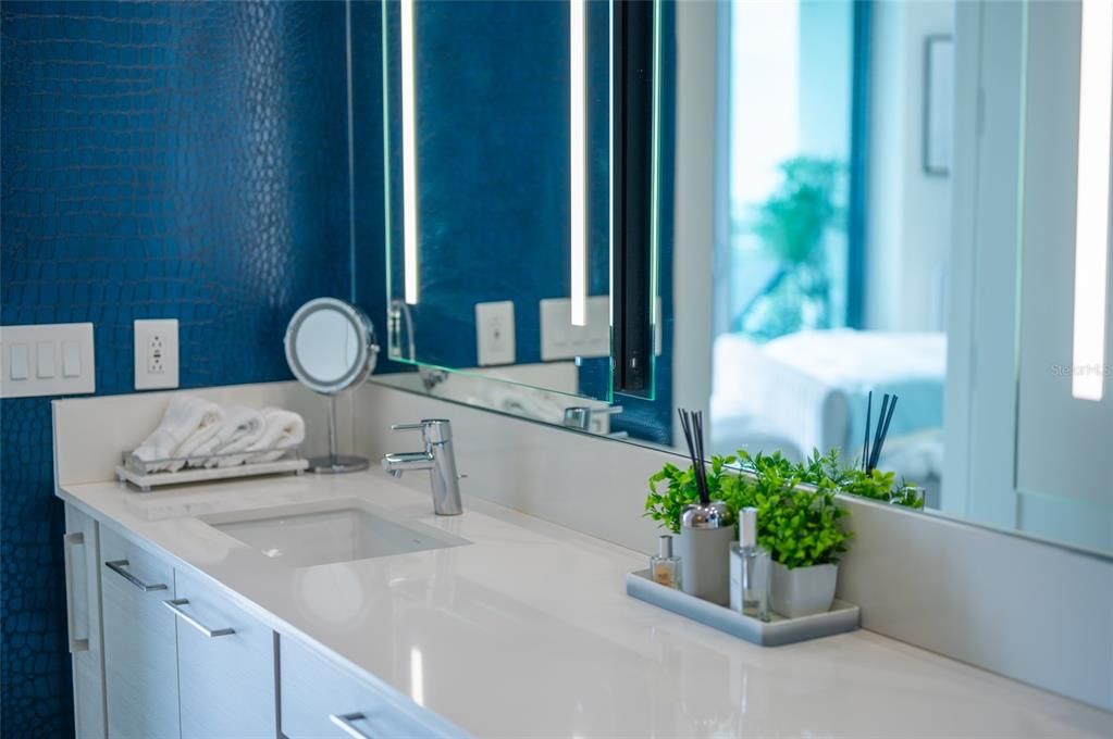 For Rent: $12,000 (2 beds, 2 baths, 1665 Square Feet)