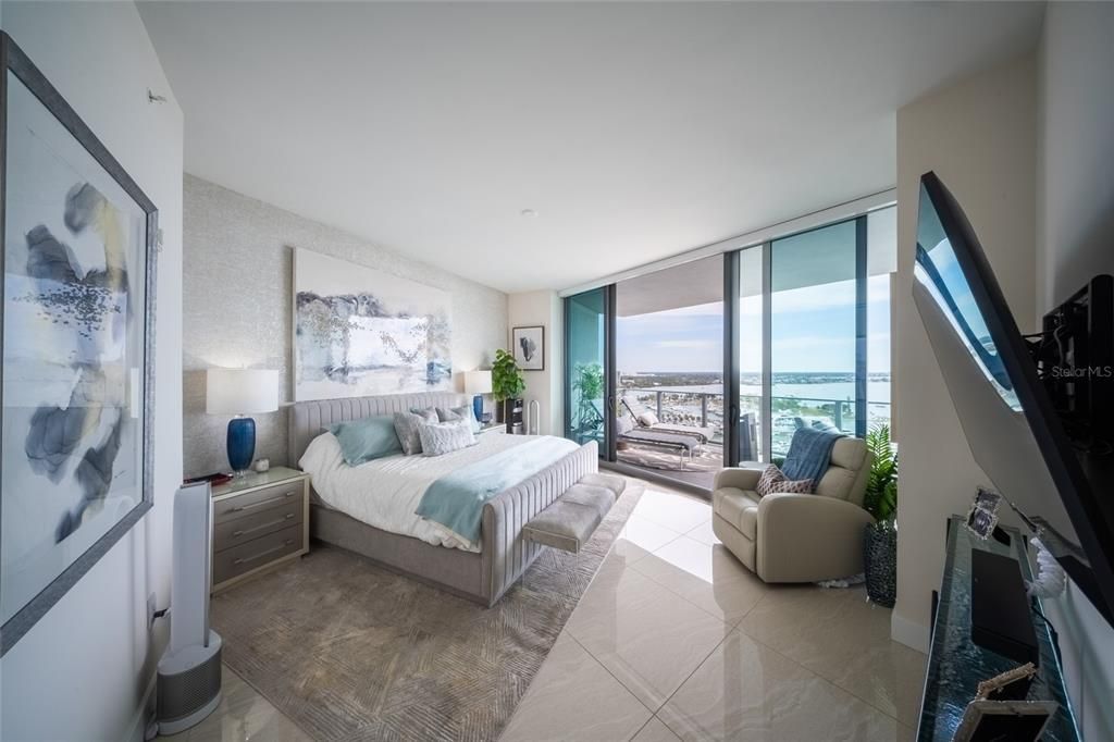 For Rent: $12,000 (2 beds, 2 baths, 1665 Square Feet)