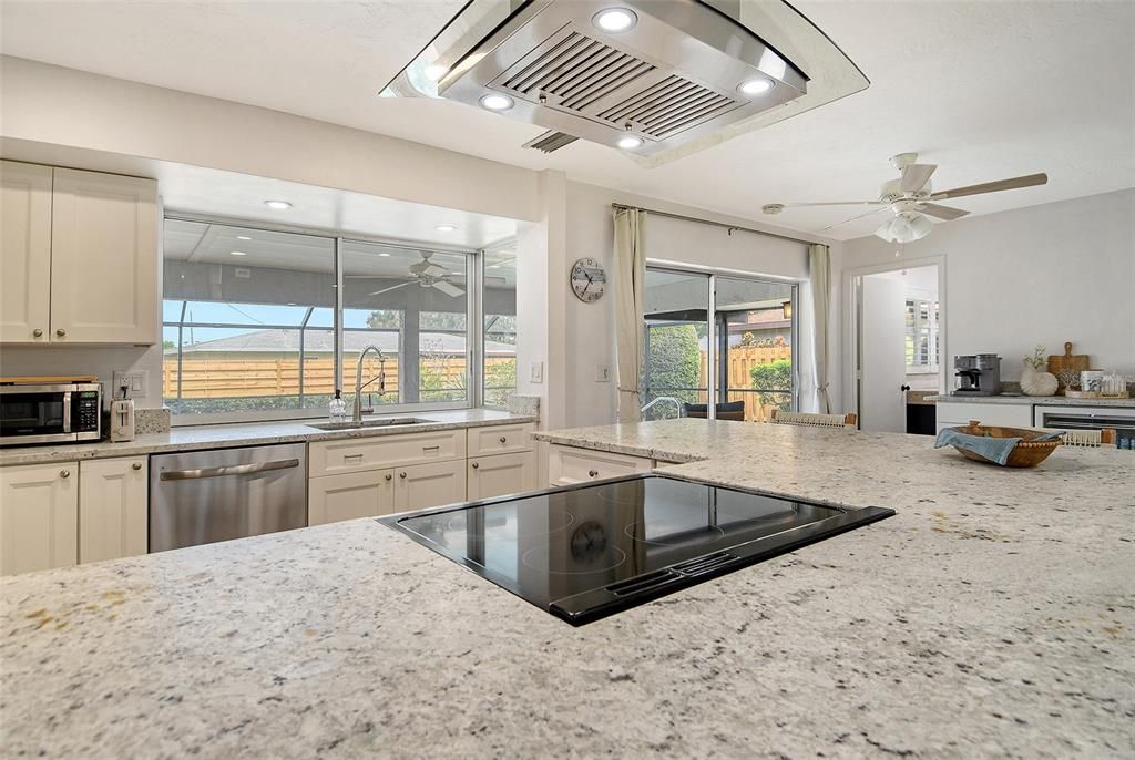 В аренду: $8,000 (3 спален, 2 ванн, 2084 Квадратных фут)