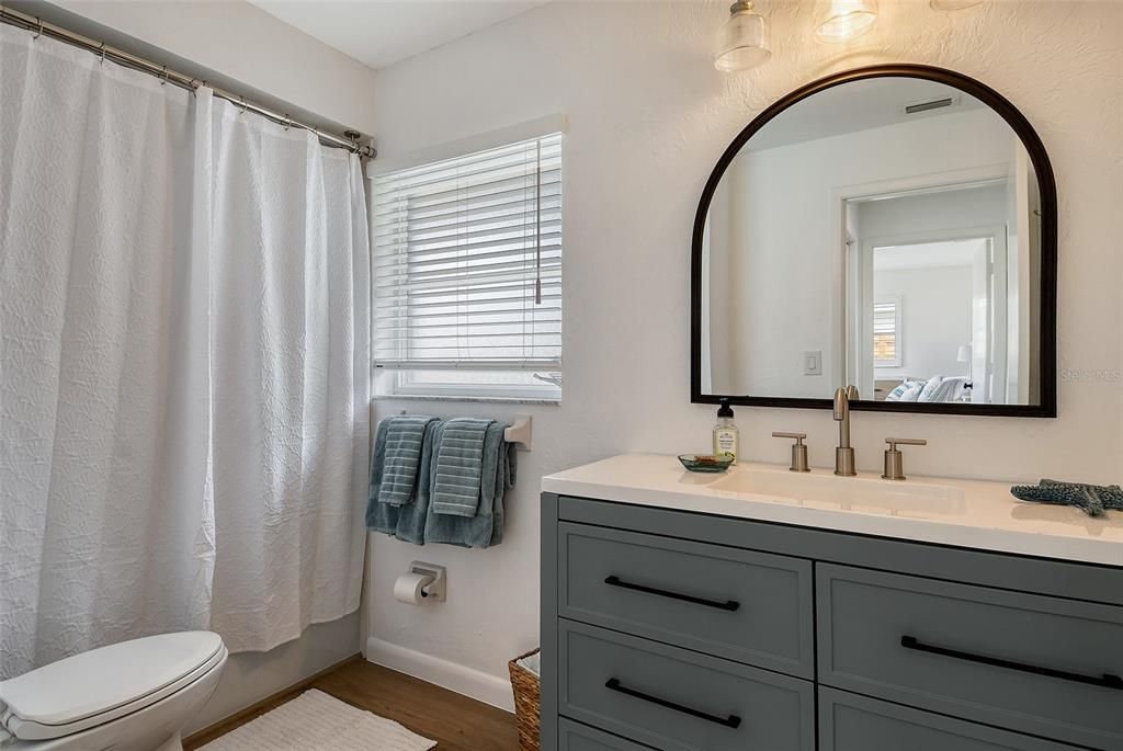 В аренду: $8,000 (3 спален, 2 ванн, 2084 Квадратных фут)