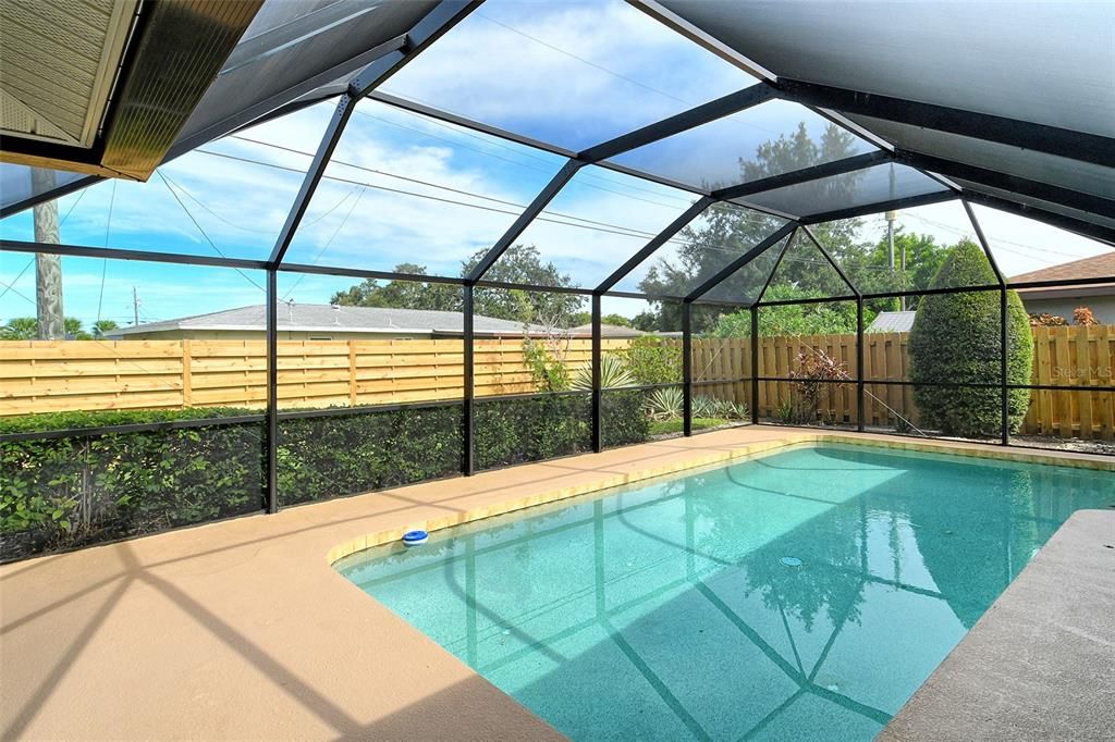 В аренду: $8,000 (3 спален, 2 ванн, 2084 Квадратных фут)