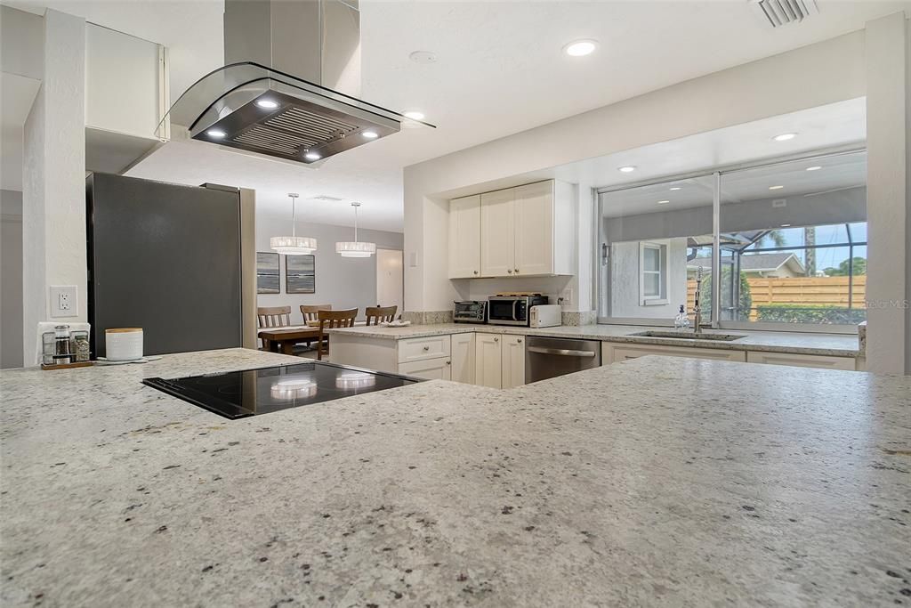 В аренду: $8,000 (3 спален, 2 ванн, 2084 Квадратных фут)