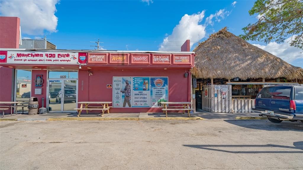 В аренду: $8,000 (3 спален, 2 ванн, 2084 Квадратных фут)