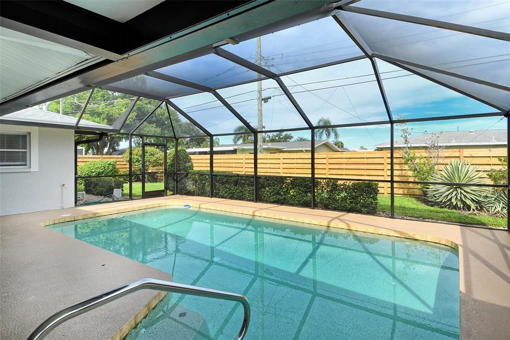 В аренду: $8,000 (3 спален, 2 ванн, 2084 Квадратных фут)