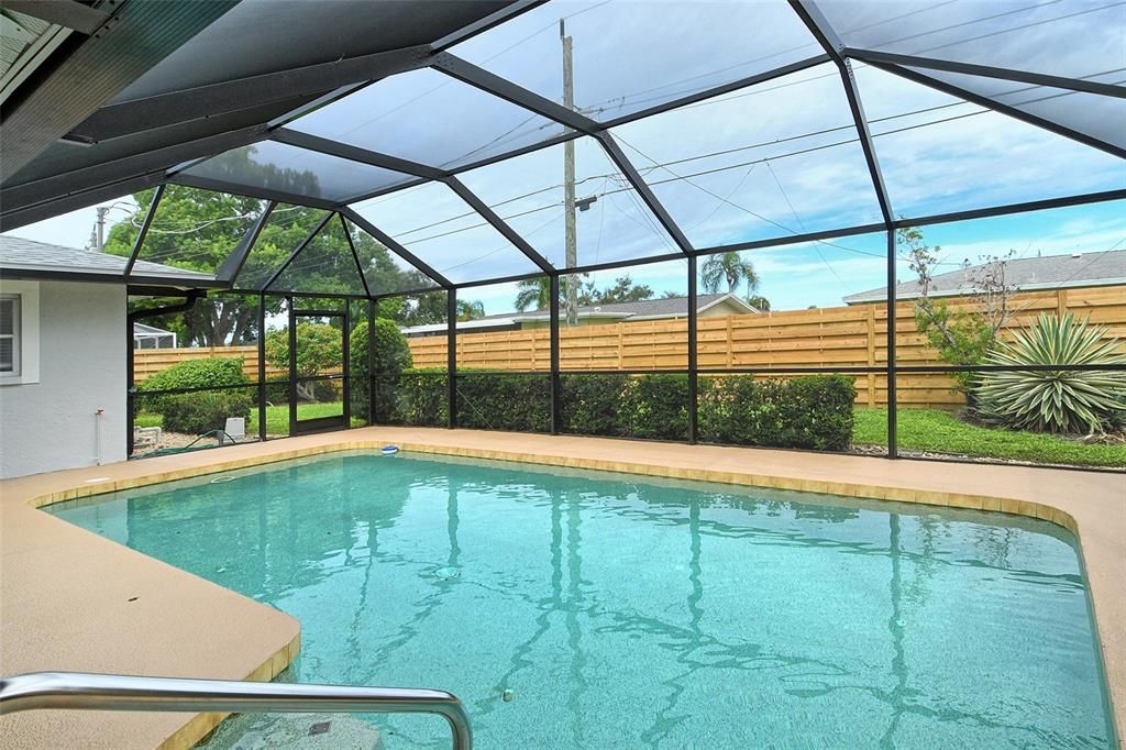 В аренду: $8,000 (3 спален, 2 ванн, 2084 Квадратных фут)