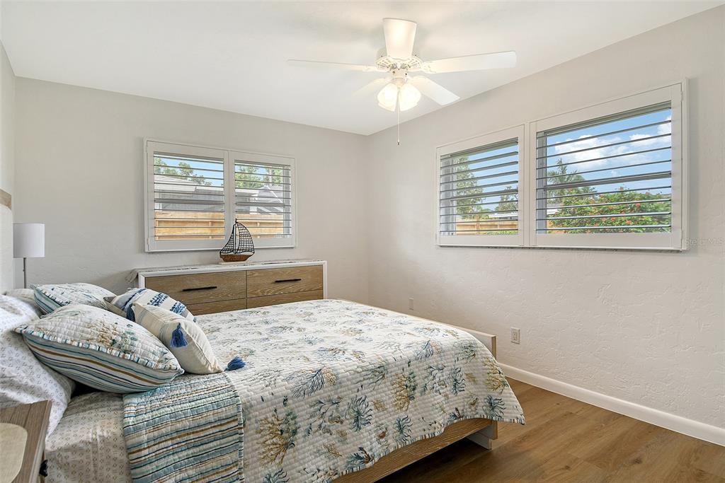 В аренду: $8,000 (3 спален, 2 ванн, 2084 Квадратных фут)