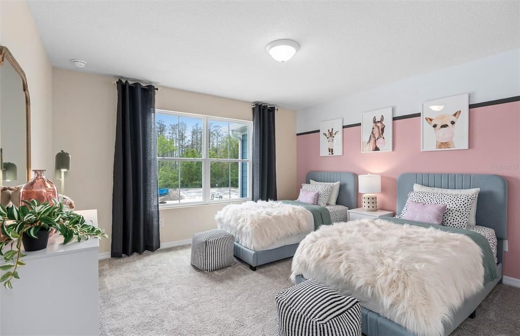 Active With Contract: $372,790 (3 beds, 2 baths, 1782 Square Feet)