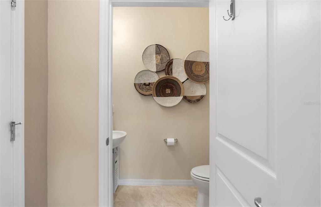 Active With Contract: $372,790 (3 beds, 2 baths, 1782 Square Feet)