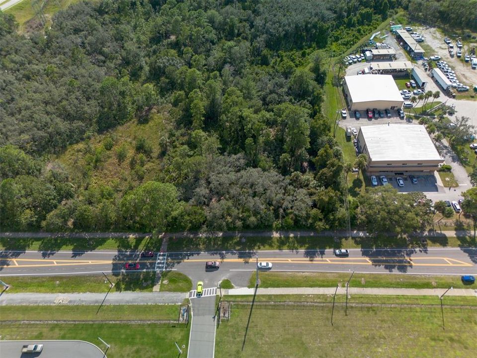 待售: $288,000 (0.83 acres)