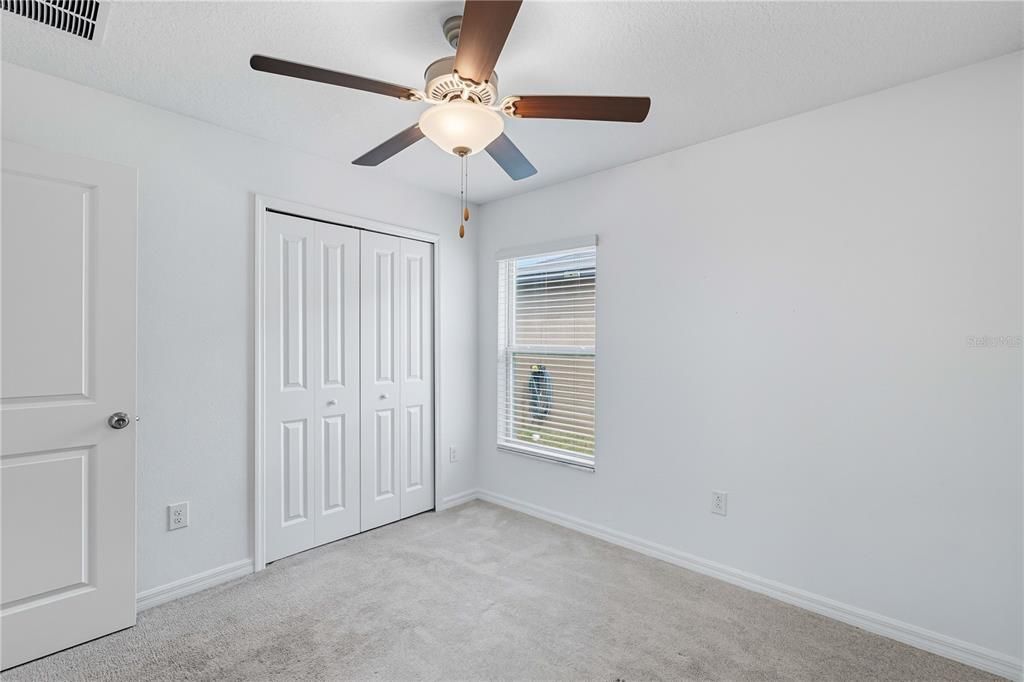 待售: $365,000 (4 贝兹, 2 浴室, 1935 平方英尺)