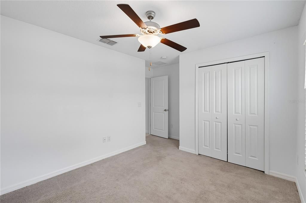 待售: $365,000 (4 贝兹, 2 浴室, 1935 平方英尺)