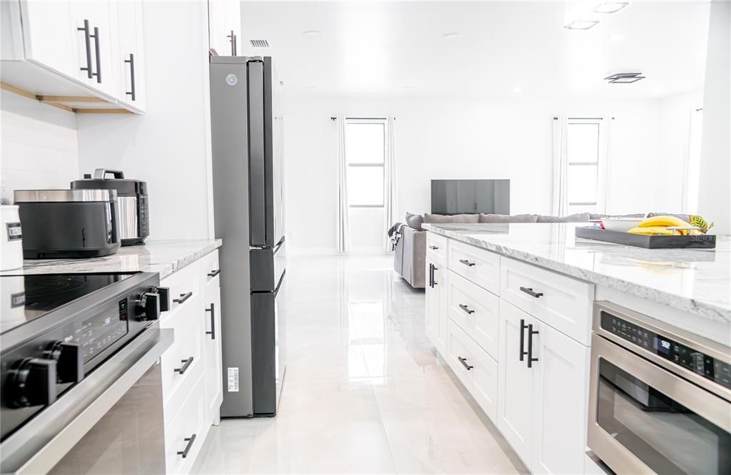 В аренду: $4,350 (4 спален, 3 ванн, 2302 Квадратных фут)