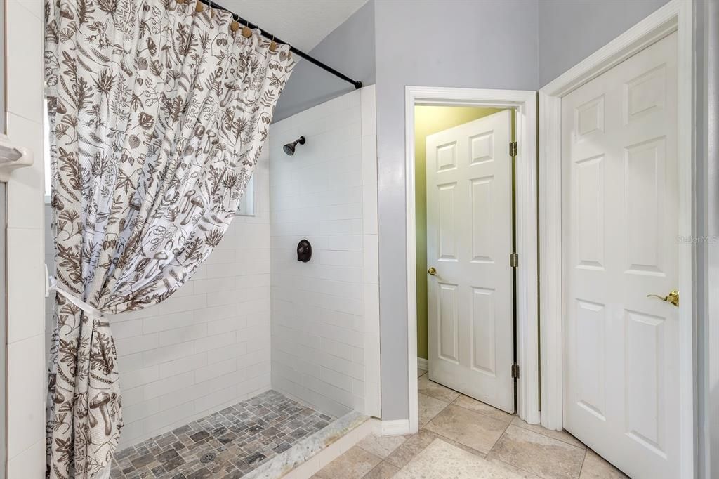 合同活跃: $439,900 (3 贝兹, 2 浴室, 1627 平方英尺)