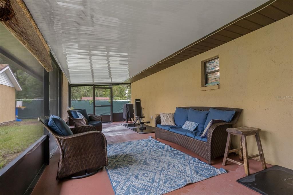 For Sale: $315,000 (2 beds, 2 baths, 1234 Square Feet)