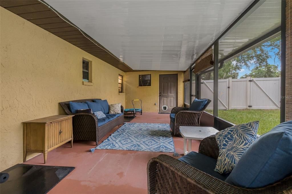 For Sale: $315,000 (2 beds, 2 baths, 1234 Square Feet)