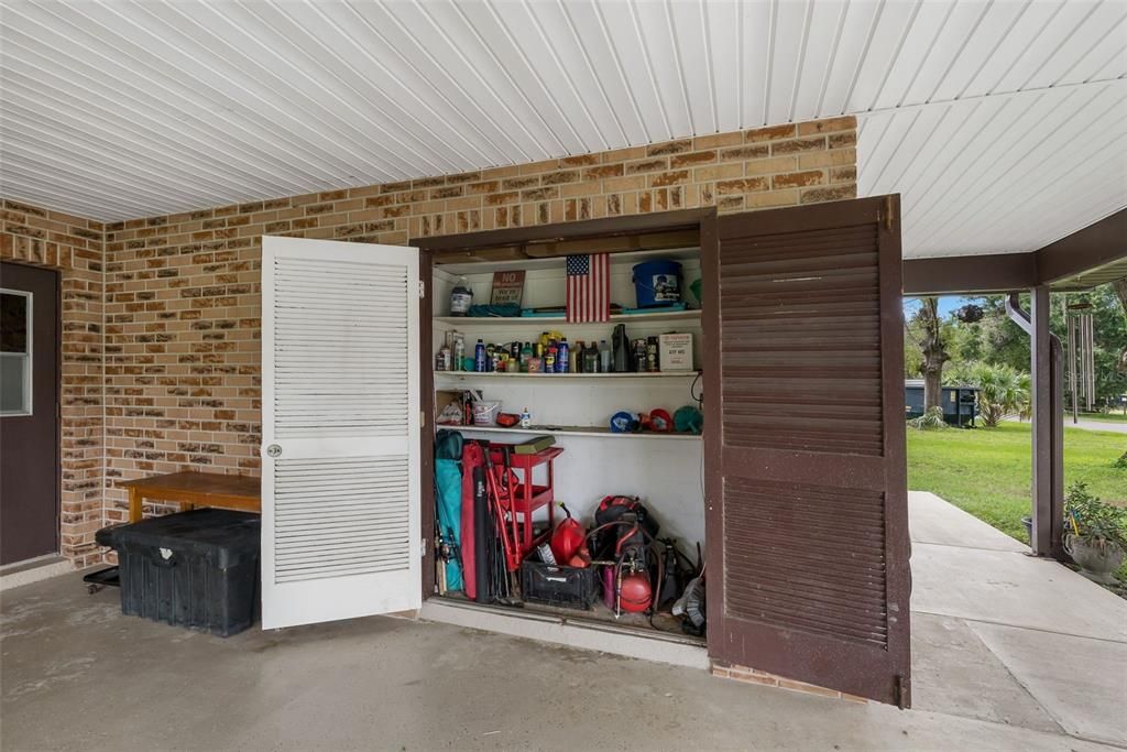 For Sale: $315,000 (2 beds, 2 baths, 1234 Square Feet)