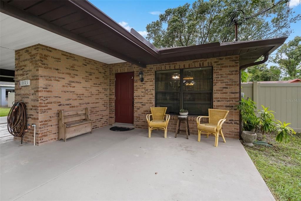 For Sale: $315,000 (2 beds, 2 baths, 1234 Square Feet)