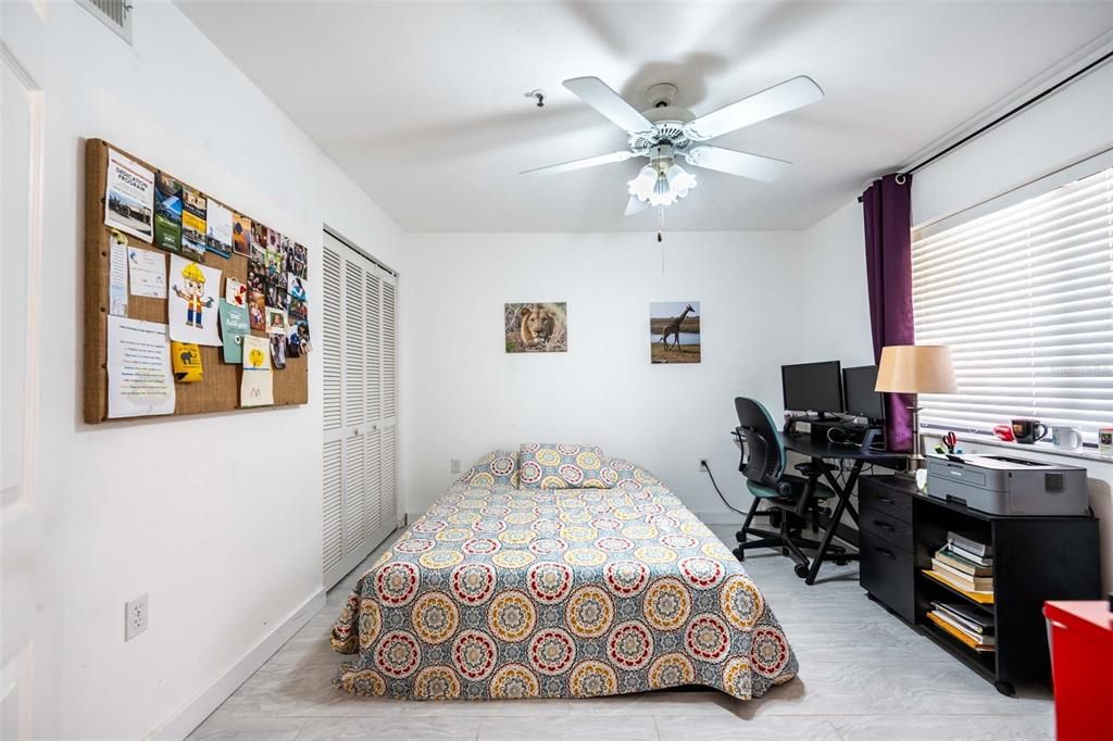 For Sale: $429,900 (2 beds, 2 baths, 1058 Square Feet)
