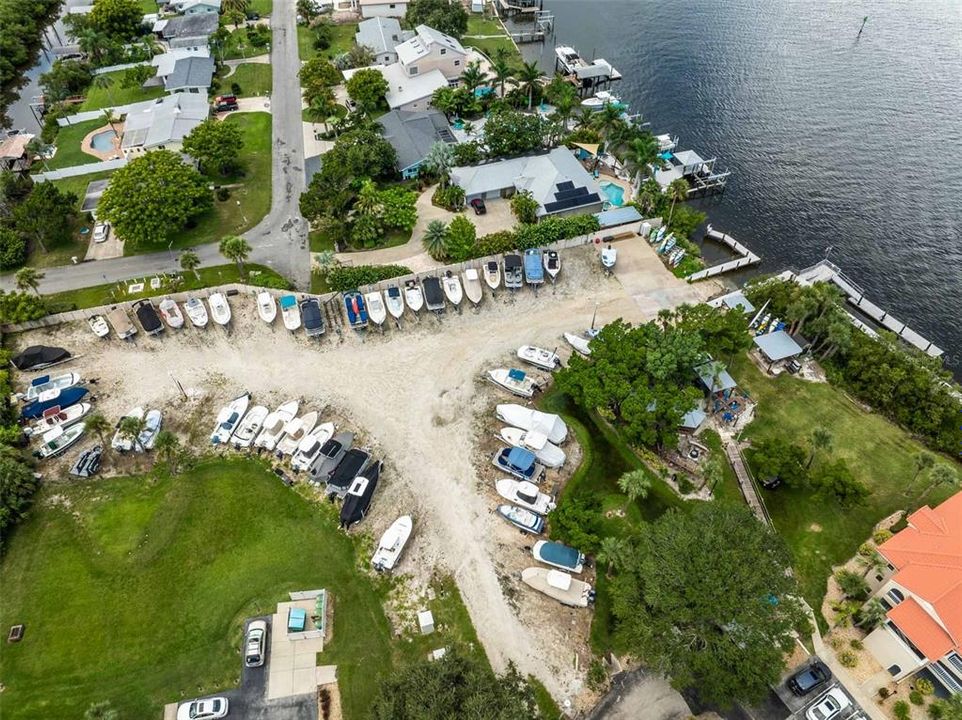 For Sale: $429,900 (2 beds, 2 baths, 1058 Square Feet)