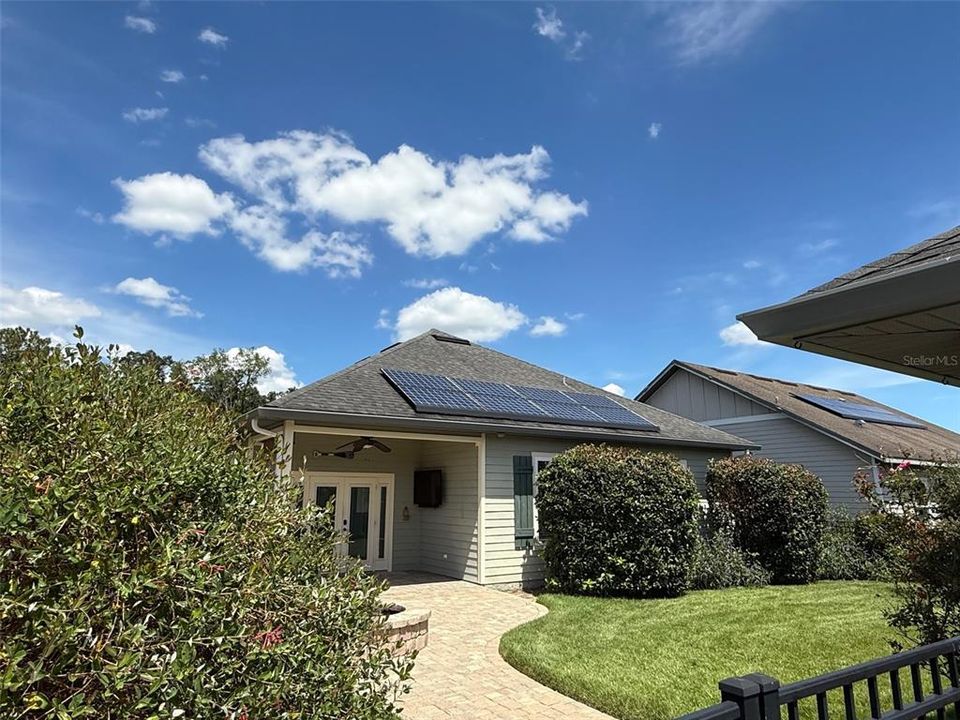 For Rent: $2,800 (3 beds, 2 baths, 1520 Square Feet)