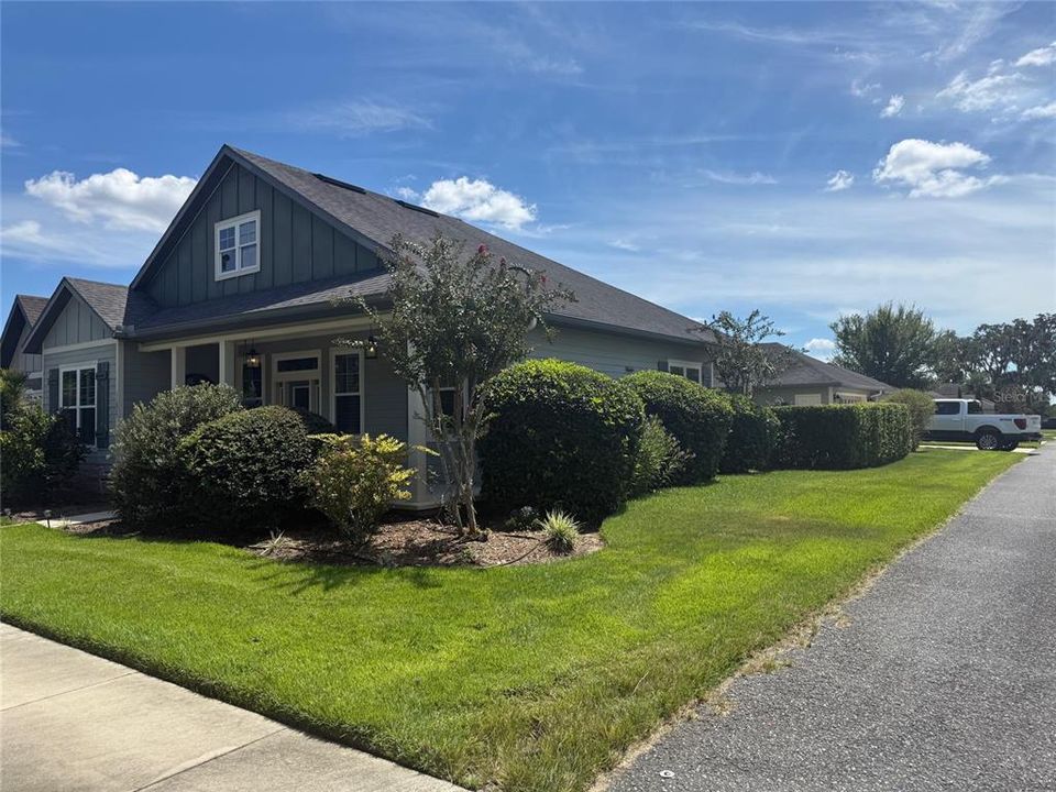 For Rent: $2,800 (3 beds, 2 baths, 1520 Square Feet)