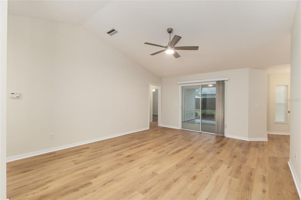 Active With Contract: $379,000 (3 beds, 2 baths, 1702 Square Feet)