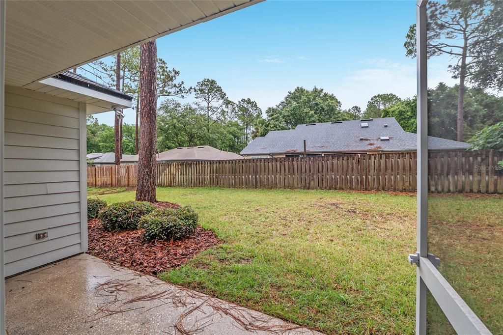 Active With Contract: $379,000 (3 beds, 2 baths, 1702 Square Feet)